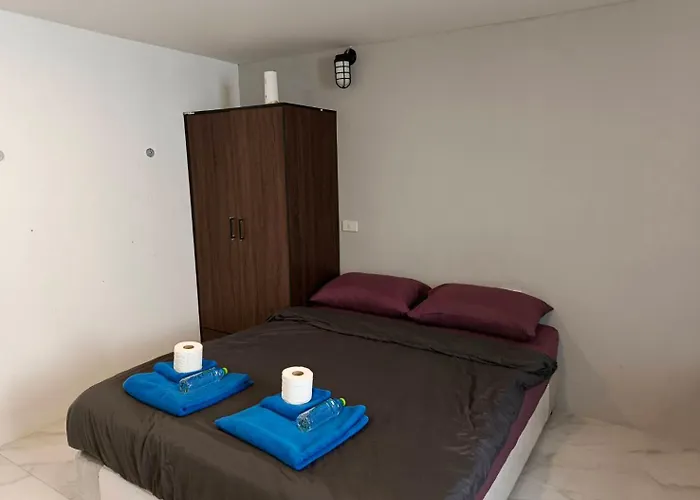 Medileaf Hostel